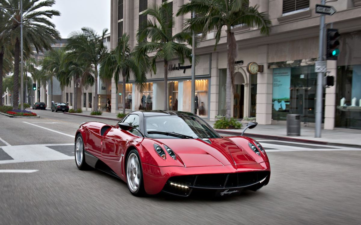 2013-pagani-huayra - TOP HOT CARS